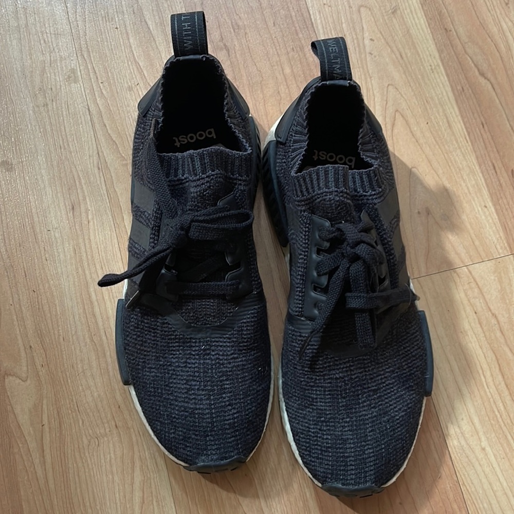 Running shoes